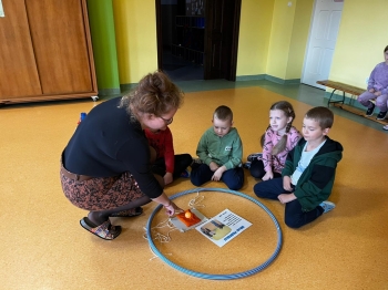 0274E96D-95EF-4420-8212-B14F419764C1