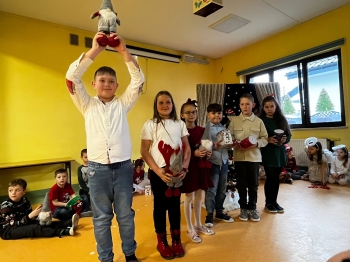 8e06f356-2e5d-4675-8b21-f5c57cc3443b