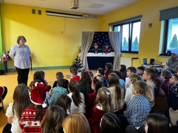 b27d0fd6-1154-4b77-8d9c-0c53e807193d