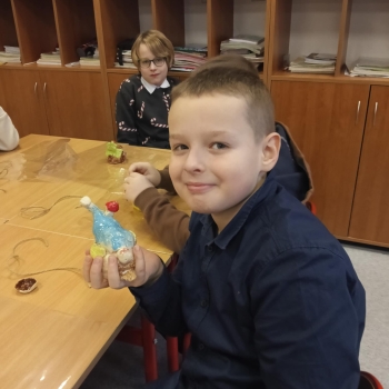 eee5a984-c406-4cd4-9c98-da203f63123f