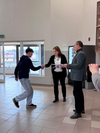 6d1ae45d-82c9-4a84-ac7b-c97bb06323a8