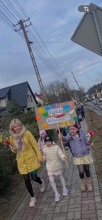 328ffc56-7967-42e9-b03c-92e28db0cc6b