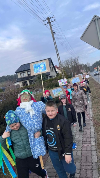 d562ba4b-a40e-40c1-beb2-b686aa687281