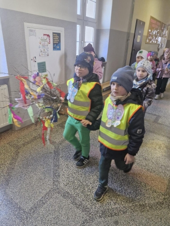 dc81f65e-233e-42ac-82d2-a9b9e6590ef2