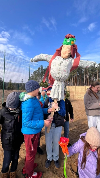 e3342729-6543-4e30-b506-87dbdf1cb558