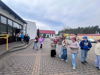 f4d79b30-e868-4ddc-af39-0136d70a859b