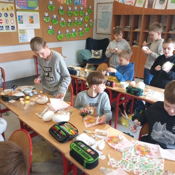 att.zUT1Q5tiUApW9n9E7RAhL5HoGMhI_pZaGmIZnPIveRE