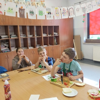 att.8pSaj_YDQNZav2tsnzwGUdwiJ5d-UFlHXUhFIQPcviI