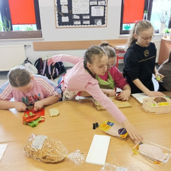 att.KIL5EMf3IhlLZuG_FRFjb14m6LEJbagiFm74Dg813SU