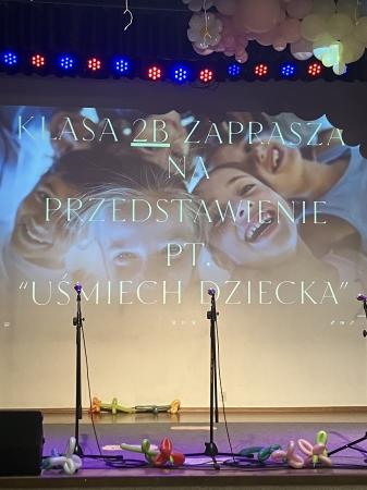 Przedstawienie uczniów klasy 2b 