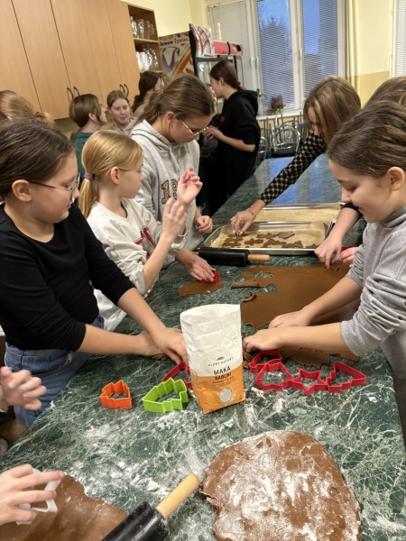  Coroczne pieczenie pierniczków