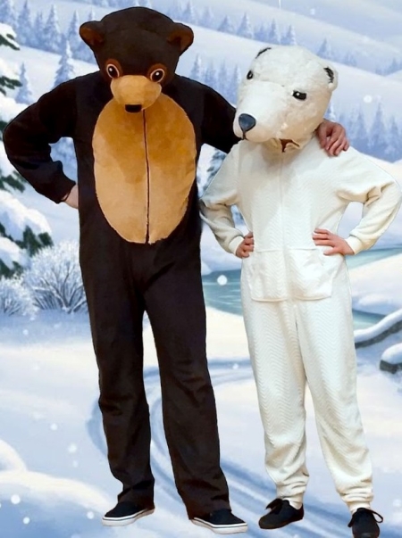 MAŁE FORMY TEATRALNE Z KRAKOWA przedstawienie pt. „Zimowe przygody Misia Nanuka”.